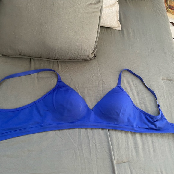 Lot of three third love bras - Picture 7 of 7